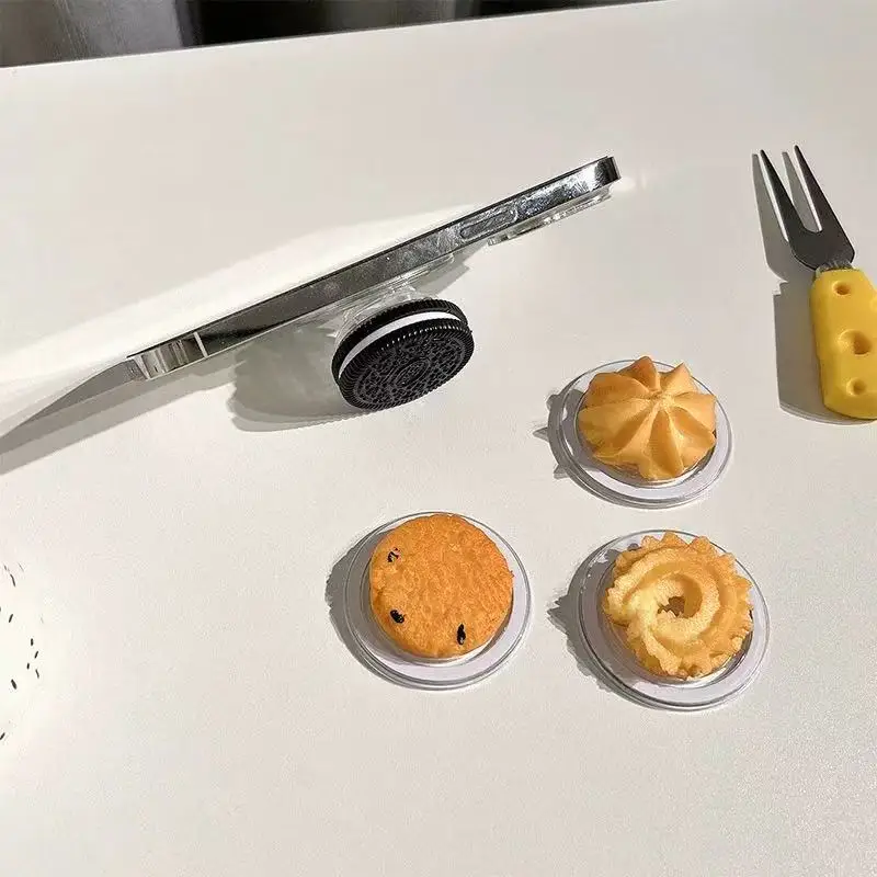

Магнитный держатель для телефона Cookie Biscuit для MagSafe, подставка Griptok для iPhone, забавный складной держатель для беспроводной зарядки