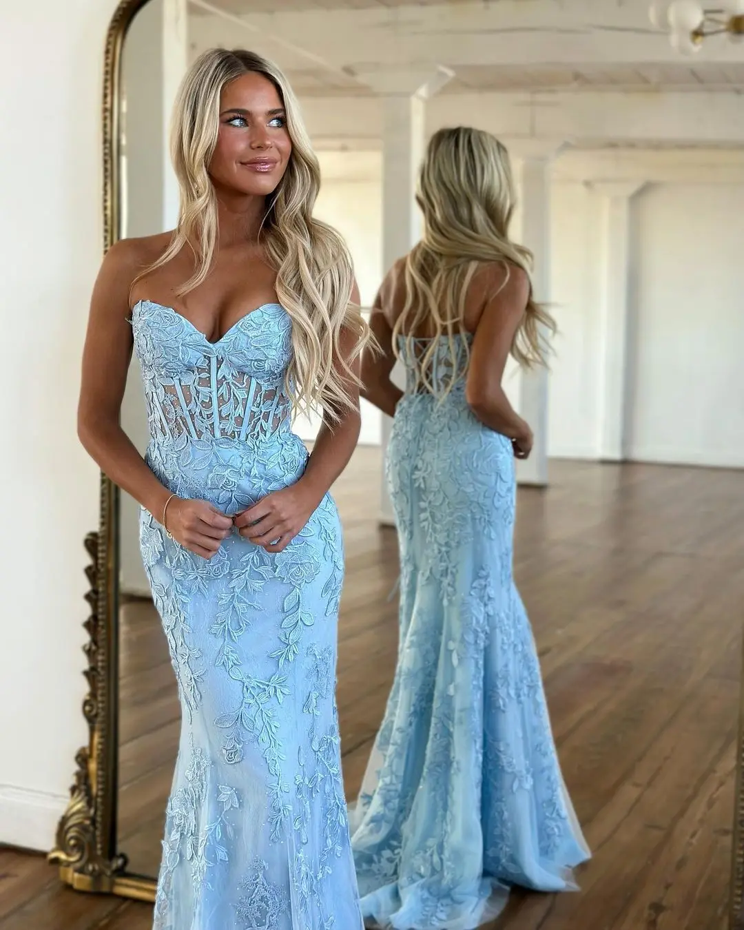 Vestidos de Noche azules para mujer, apliques largos de encaje, sirena de cristal, escote Corazón, corsé de tren de barrido, espalda sin mangas, vestidos de graduación, 2024