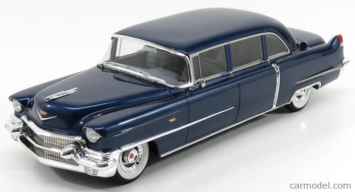 GLM 1:18 For Fleetwood 75 Limousine 1956 Classic Cars Limited Edition Resin Metal Static Car Model Toy Gift