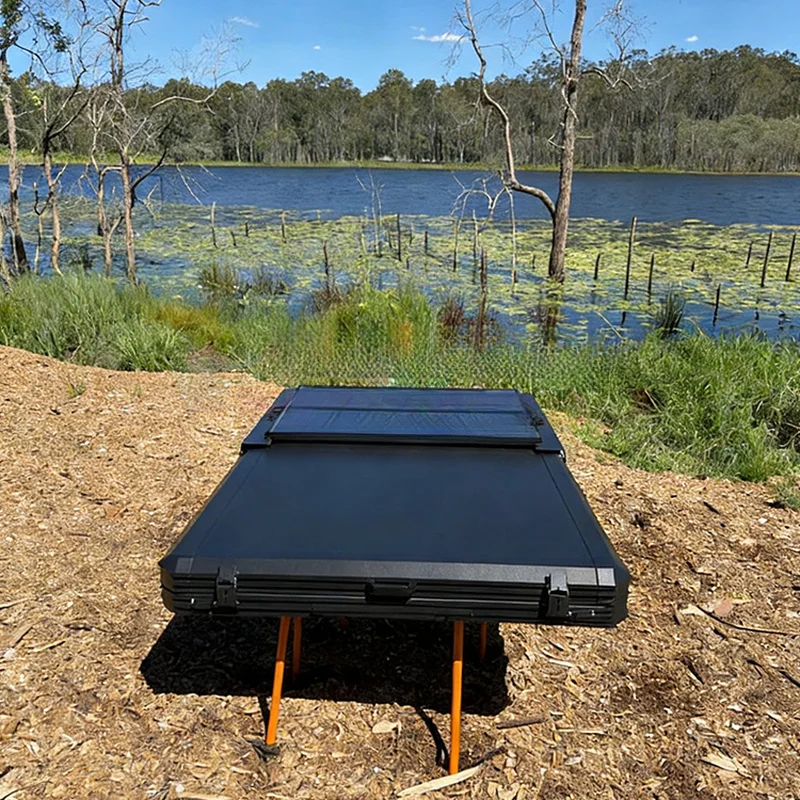 High Quality Triangle Aluminum Hard Shell Rooftop Tent With Solar Panel, Portable Outdoor Car Camping Tent For Self-driving Trav