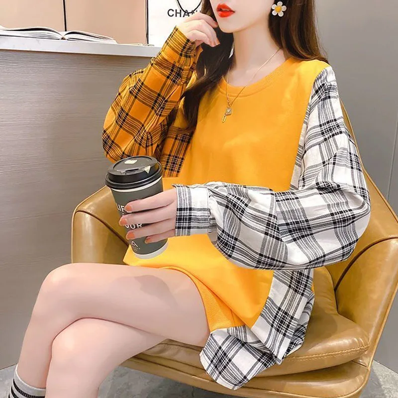 New Autumn Fashion Trend Patchwork Shirt with Round Neck, Loose and Versatile, Stylish and Slim Women\'s Long Sleeved Sweater