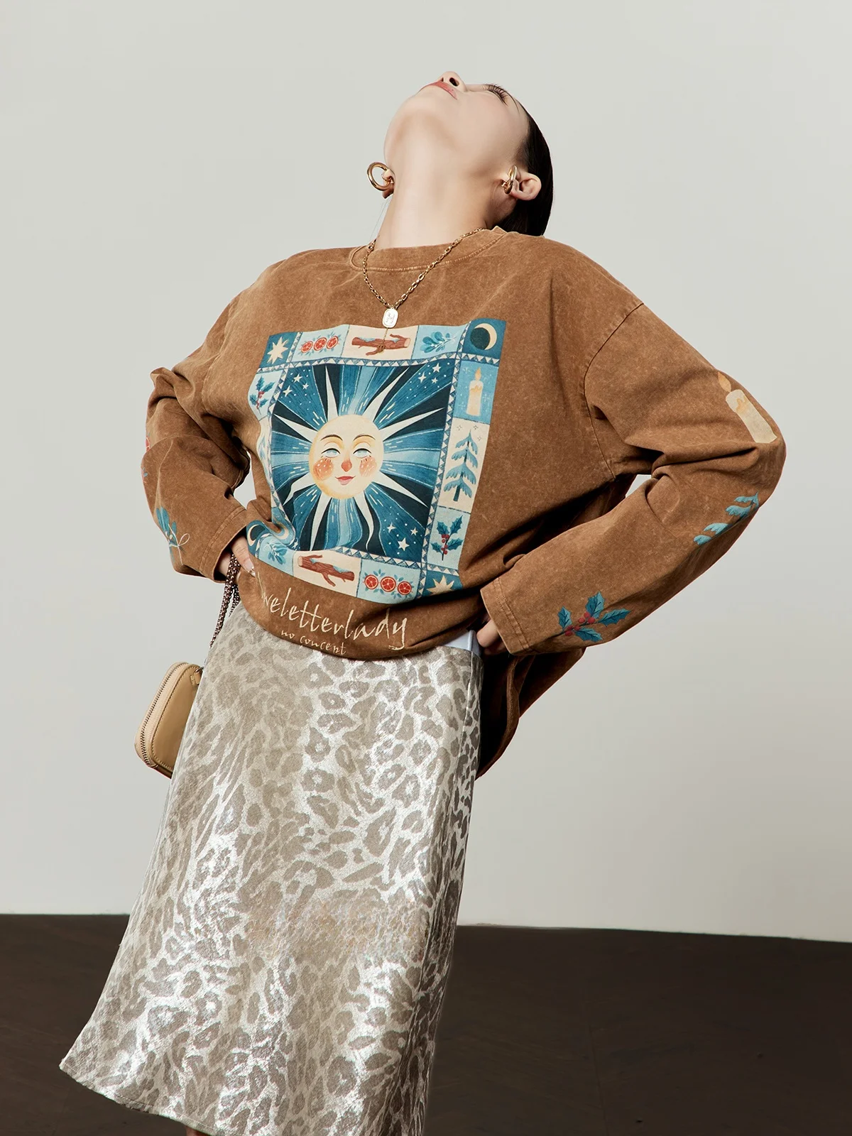 

Loose round Ne T-irt Women's Lazy Sle Coffee Sun Moon Spring New Arrival Casual Comfortable Long Sve Cotton Top