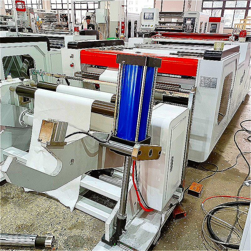 China Paper Slitting Machine New Condition Automatic Roll A4 Paper Slitting Machine Manufacturing Plant Paper Cutter for Poland