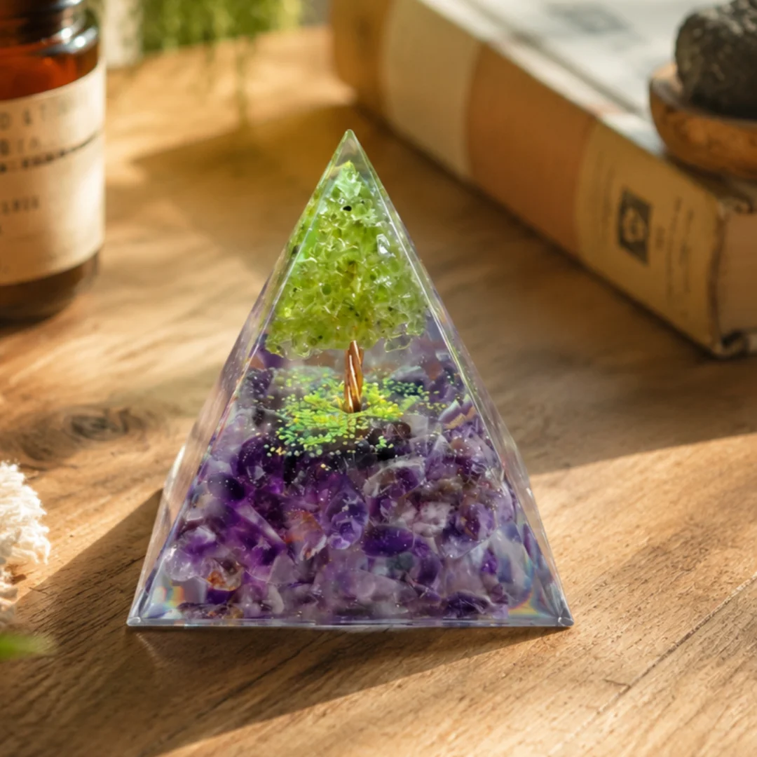 Tree of Life Orgone Pyramid Natural Amethyst Peridot Crystal Energy Generator Orgonite Pyramid Meditation Home Desktop Decor