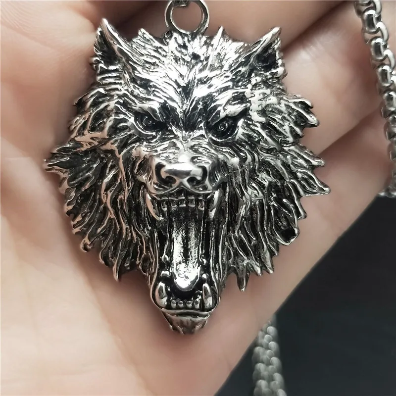 Vintage Necklace Hip Hop Stainless Steel Jewelry Berserk Wolf Head Pendant Tide Fashion Domineering Man Necklace Wholesale