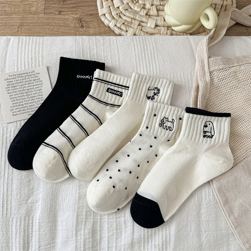 

Embroidery Women's Korean Cotton Socks Spring and Summer Cartoon Cute Men's and Women's Socks Fashion Brand Short Socks