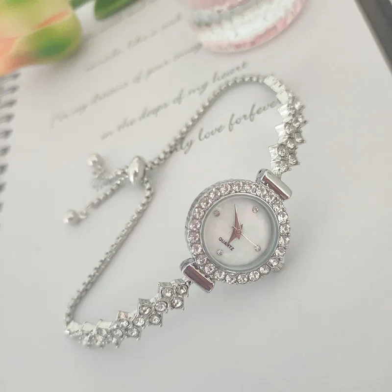 1 piece of metal chain watch retro compact waterproof quartz watch round small dial steel strap watch women's watch