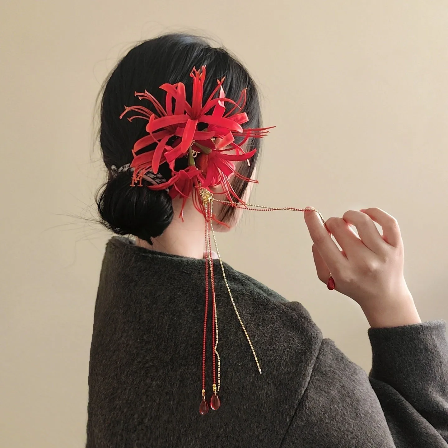 New Fashionable Red Cross Shore Flower Hair Clips Tassel Design Antique Elegant Atmospheric Personalized Women's Hair Accessory