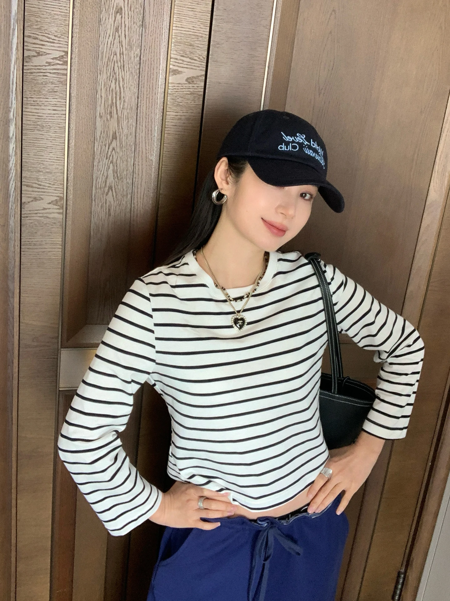 

Slim Fit Stripe T-irt Women's Pure Cotton Versatile Base Layer Top 7AM0PM Simple Bla White Stripes Casual Sle round Ne