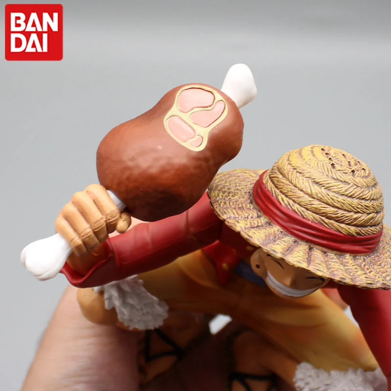 Anime Rafalgar Law Squatting Luffy Eating Meat Heart With Knife Surgery Fruit One Piece Model Decoration Toy Holiday Gift