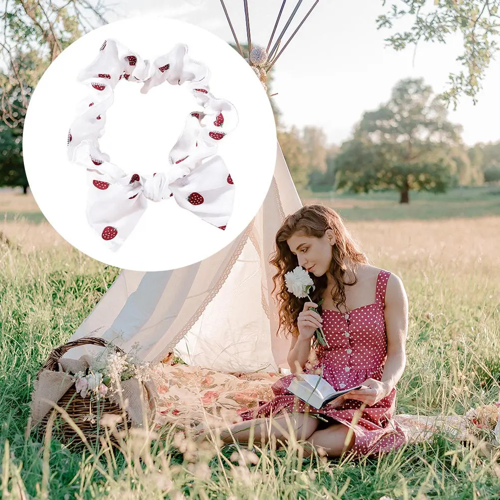 

Эластичная повязка на голову с клубничным принтом для умывания, макияжа, спа-процедур, йоги, бега, фитнеса, подарок для женщин (1 шт.)