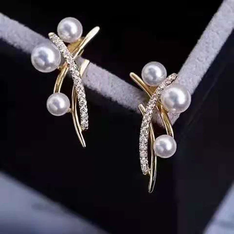 New Cross Line Simulated Pearl Earrings for Girls Fresh Gold Color Ear Piercing Women Accessories Daily Wear Delicate Jewelry