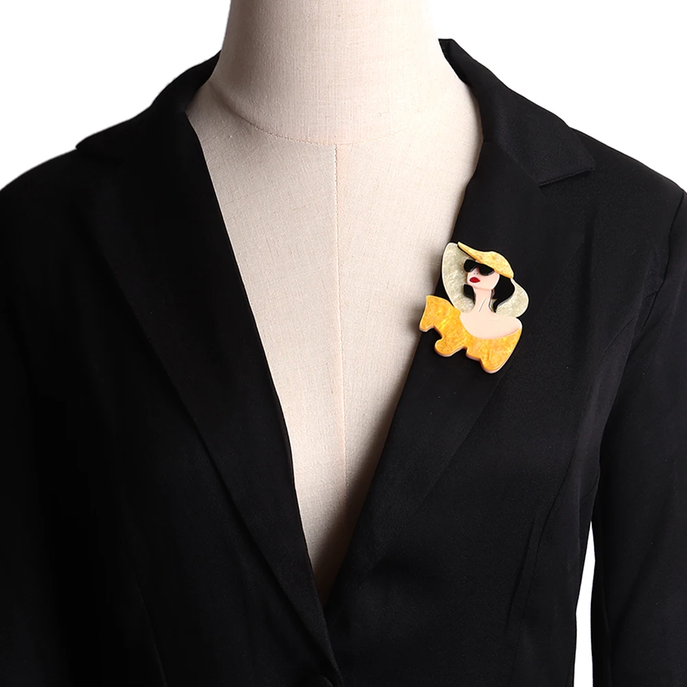 Cute Abstract Lady Figure Acrylic Brooches Pins for Women Creative Funny Cartoon Female Resin Badge Jewelry Accessories Gifts