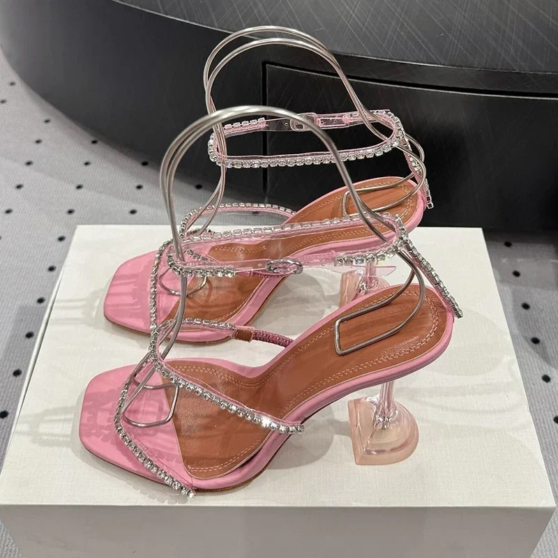 Прозрачные сандалии из ПВХ с квадратным носком и чашкой на каблуке с ремешком на щиколотке, женские сандалии на высоком каблуке с кристаллами, летние модные вечерние туфли-лодочки для банкета