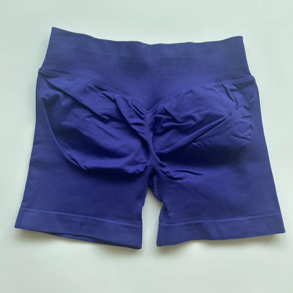 Pericic Gym-Shorts mit niedrigem Rippenbund, Yoga-Shorts, nahtlose Scrunch-Bum-Workout-Shorts, Booty-Stretch-Laufshorts, Fitnesskleidung – Detail 10