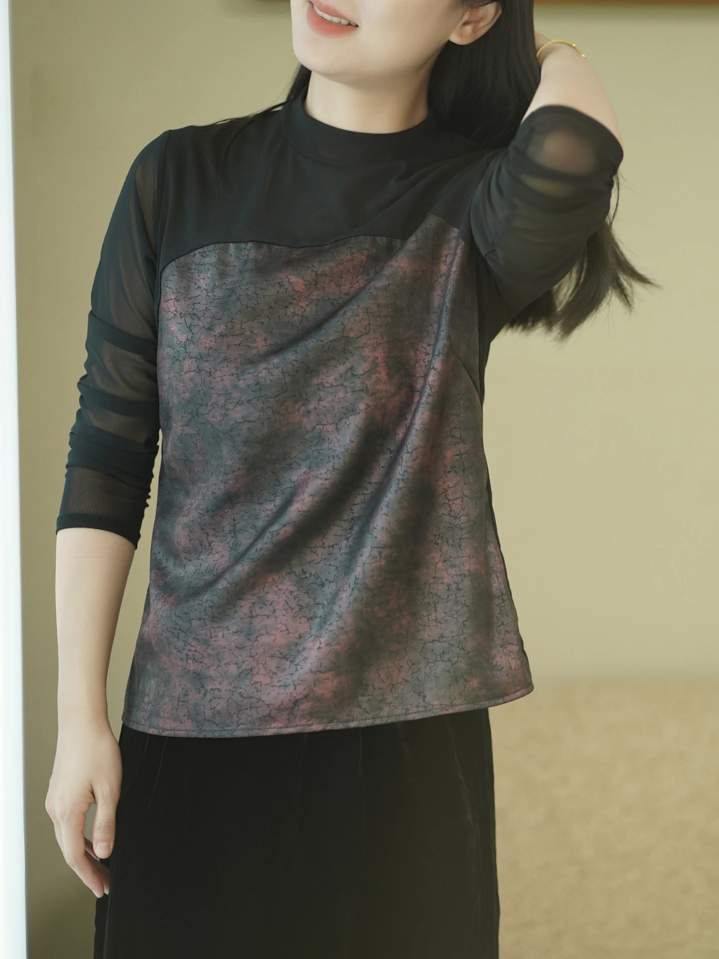 

Epigen New Chinese Retro Breathable Hole Tortoise Cra Patterned Xiangyun Silk Base irt Women's Casual Long Sve Inner...