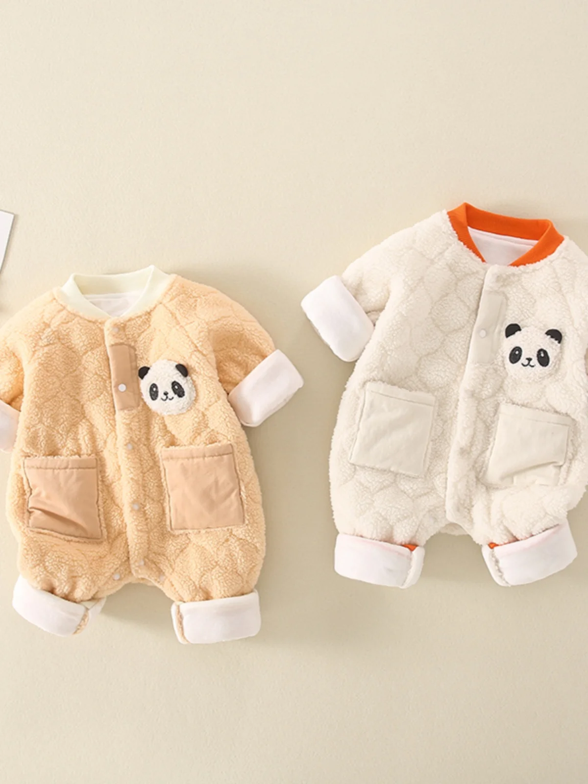 

Thiened Cotton Padded Jumpsuit for Newborn Babies Autumn Winter Clothes Korean Sle Cartoon Print Single Button Closure