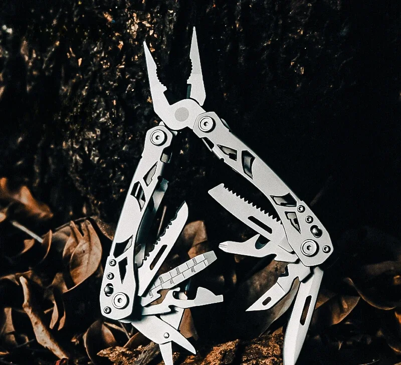 

Multifunctional folding pliers outdoor camping combination tool mini scissors portable tactical pliers