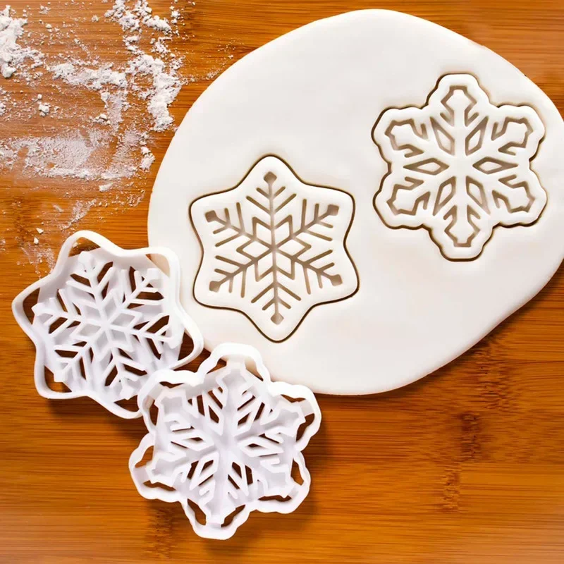 

New Christmas Snowflake Cookie Cutters Plastic DIY 3D Cartoon Pressable Biscuit Stamp Chocolate Mold Cake Decorating Tools
