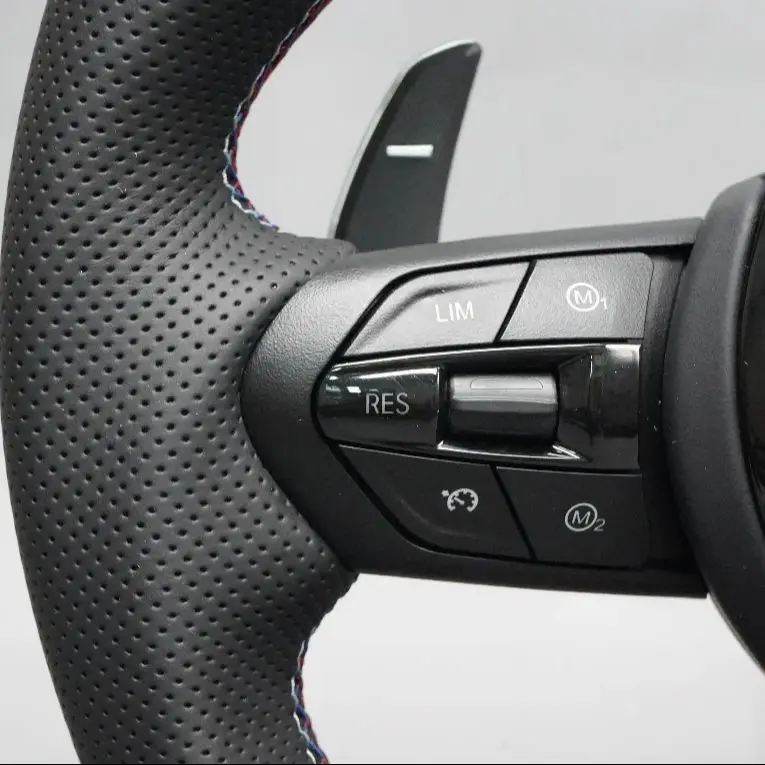 BMW用フラットボトムレザーステアリングホイール（F01、F10、F11、F15、F16、F20、F21、F22、F30、F31、F32、F33、F36、F82、M3、M4、Mスポーツ対応）