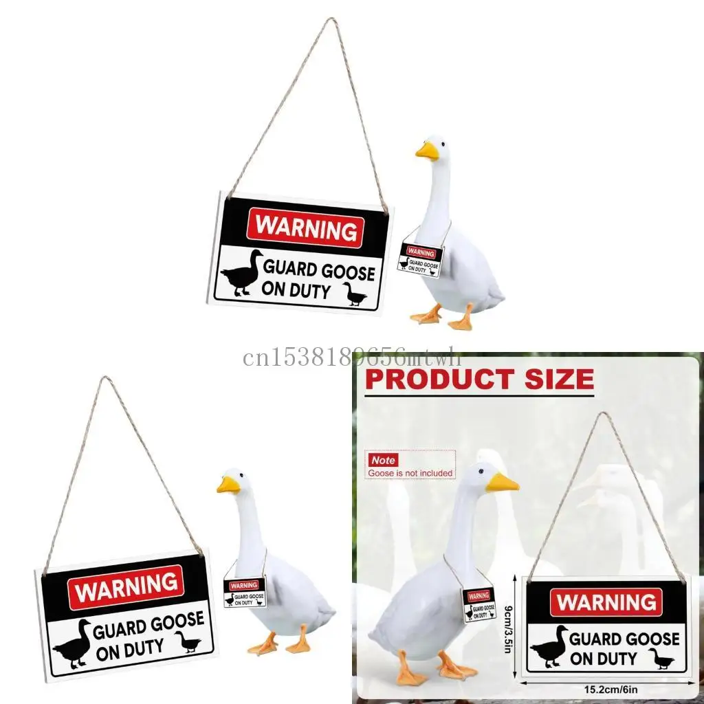 

Сосновая сосна при натуральном дереве предупреждение о погоде с атмосферой садовой пластин