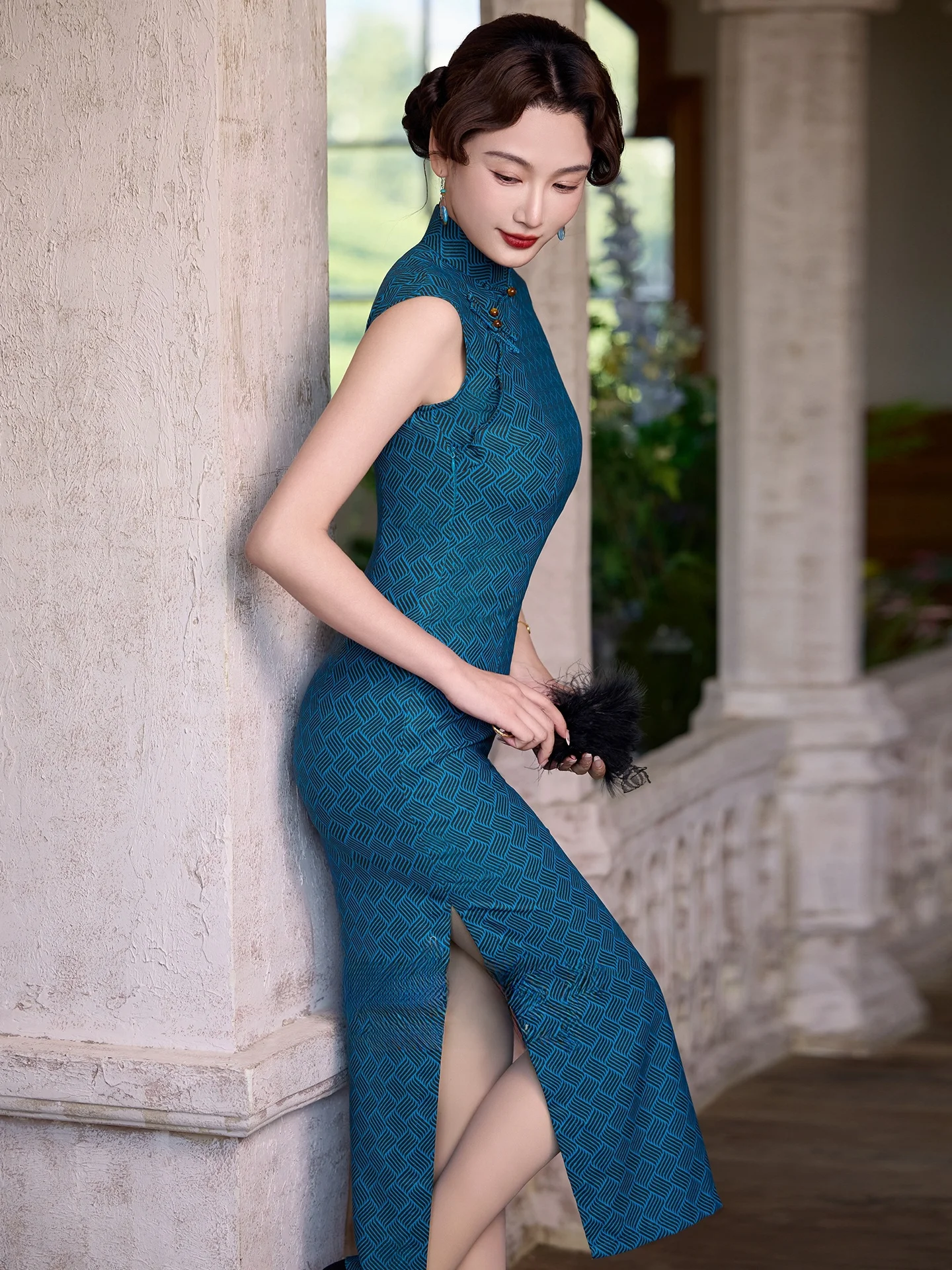 

Потрясающее винтажное синее платье-ципао в китайском стиле для молодых женщин, повседневное, с низким разрезом, длинное, новинка 2026 года