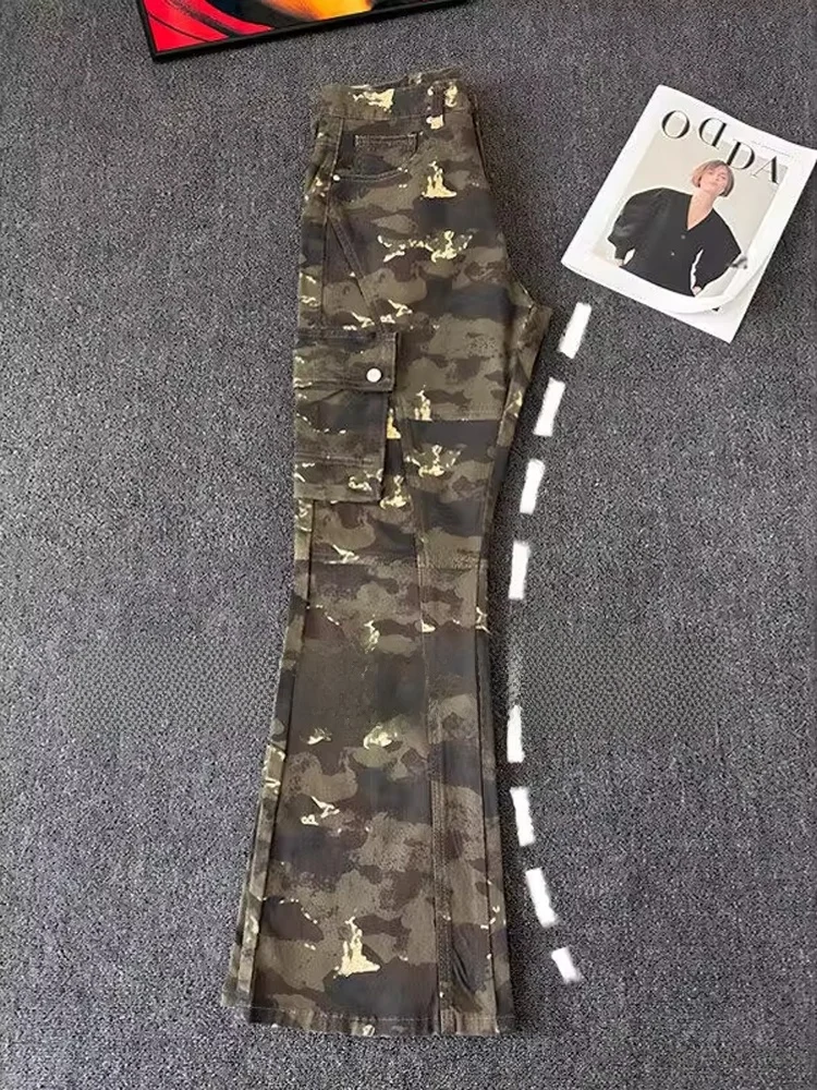Calças Jeans Slim Fit Micro Flare com Estampa Camuflada Americana Retro para Homens, Verão, Corte Reto, Slimming Cleanfit, Ro...