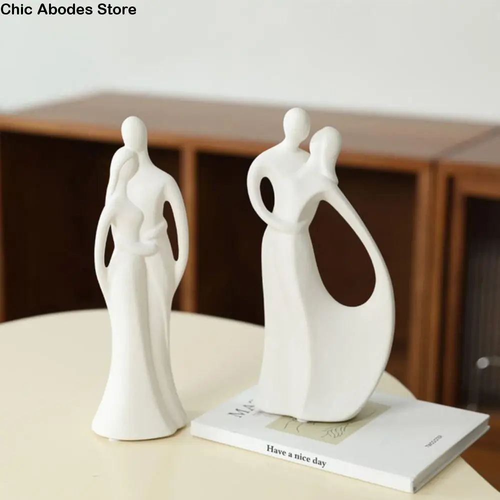

Ceramic Abstract Figures Simple Handicraft Hugging Couple Statue Creative Modern Lovers Sculpture Desktop
