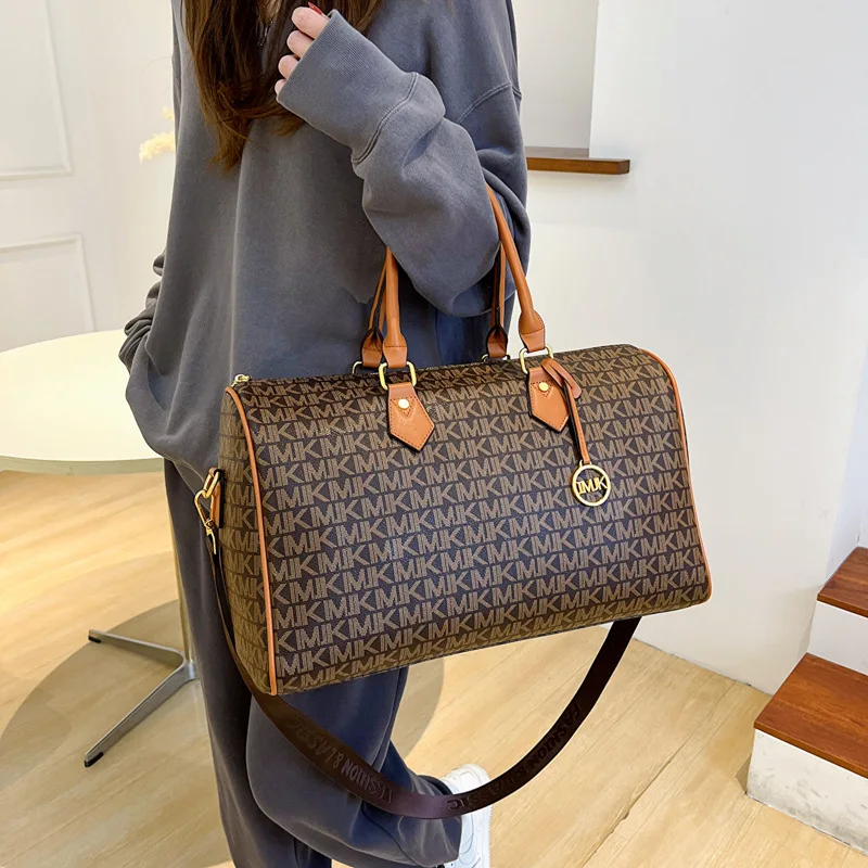 

2026 new fashionable printed women's bag, versatile large-capacity messenger bag, casual travel bag