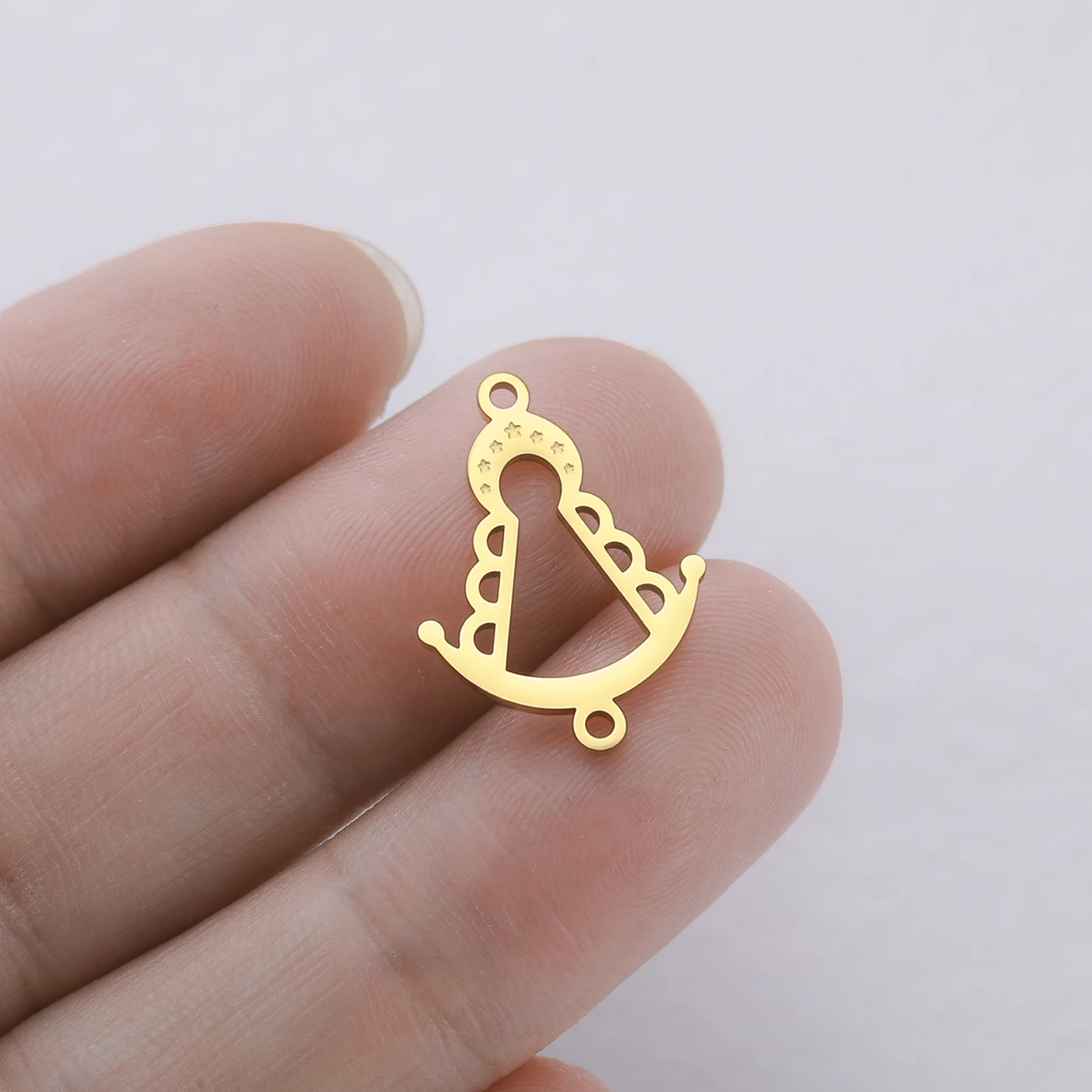 Lote de 5 Colgantes de Acero Inoxidable con la Virgen de El Rocío para DIY, Crea tu Propia Joyería, Pulsera, Collar