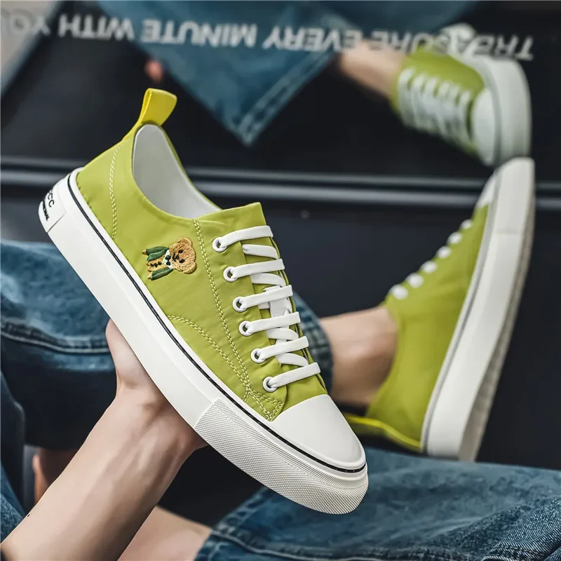 

Green Men's Vulcanized Sneakers Comfortable Breathable Casual Sneakers Men Designer Shoes Low-cut Skateboard Shoes Man Trainers