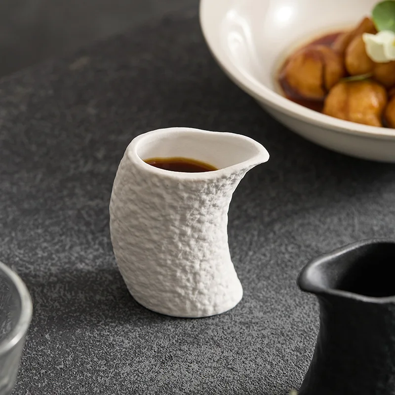 

Ceramic Milk Cup Concentrated Coffee Small Milk Can with Milk and Pointed Cup Coffee Utensils