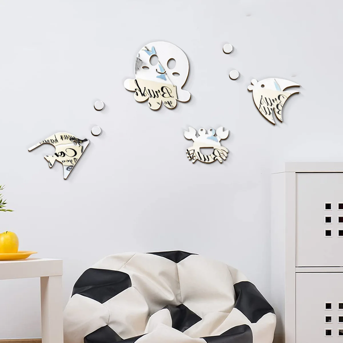 

Ocean Fish 3D Stereoscopic Mirror Wooden Wall Stickers Children's Room Dormitory Background Decoration Acrylic Jellyfish Decor