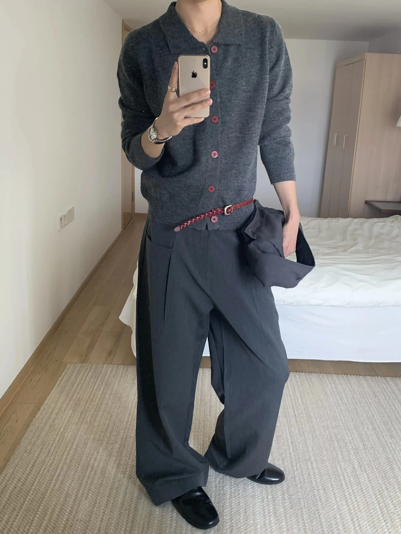 

Вязаный кардиган в американском стиле ретро, мужской мягкий свитер с воротником на пуговицах, осень-зима, универсальный старый деньги Sle Jaet