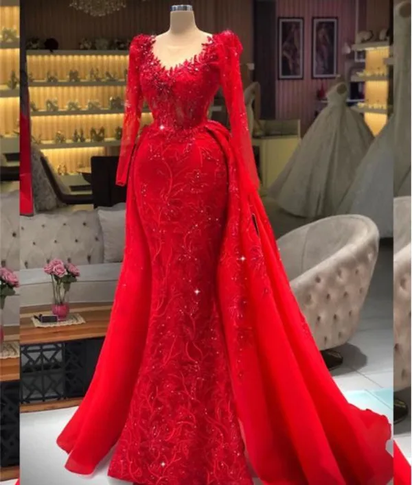 Charmante robe de Rhsirène rouge, robe de soirée à manches longues, appliques en cœur, caftan du Kosovo, robe traditionnelle