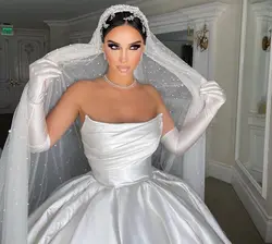 White Strapless Wedding Dresses Gorgeous Satin Sleeveless Bridal Gowns Chapel Train Elegant Women Custom Robe De Mariée