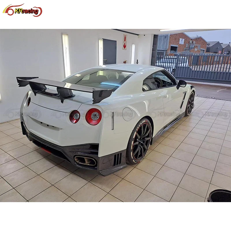 Styl Nismo pół z włókna węglowego tylny zderzak samochodowy dla Nissan GTR R35 2008-2016