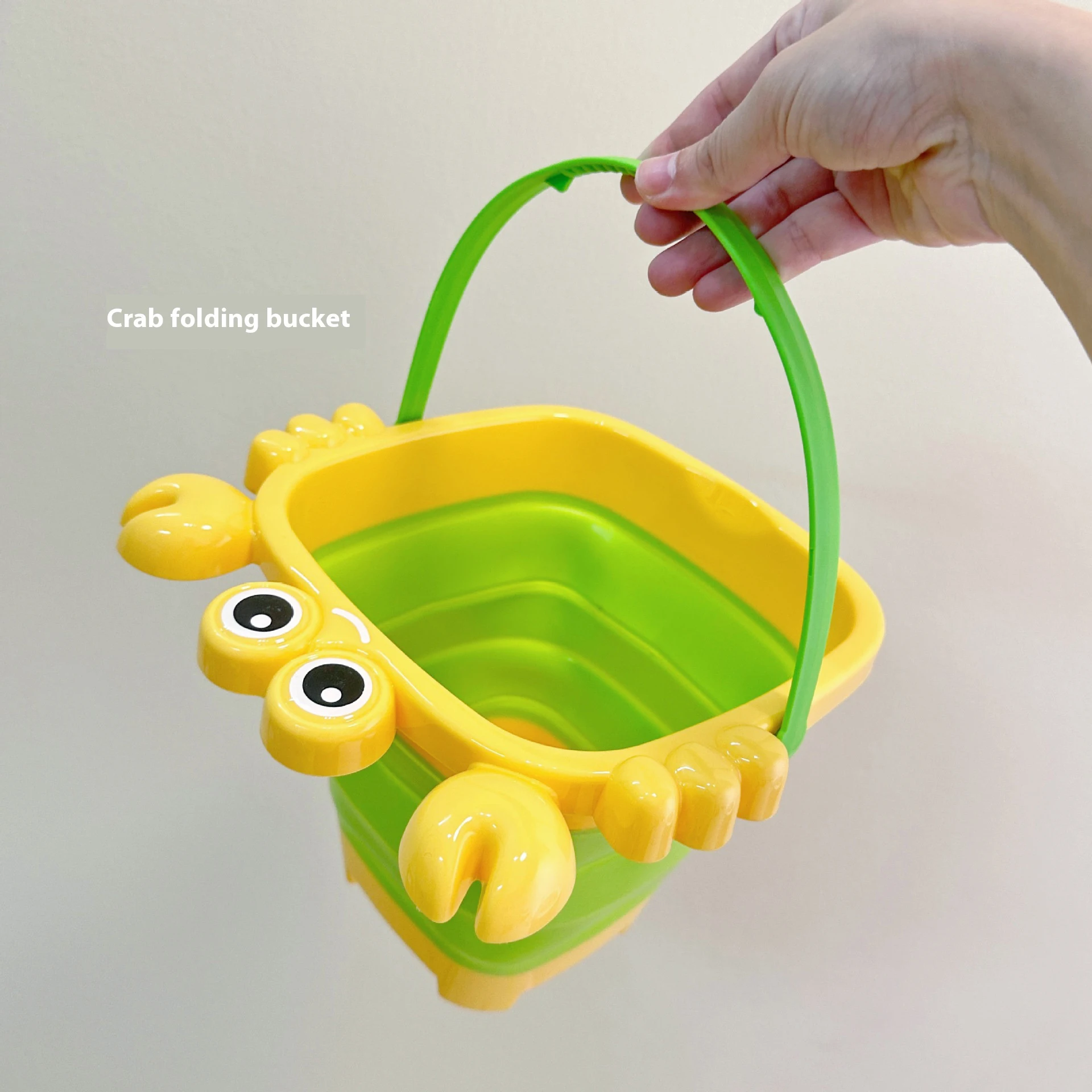 Conjunto de brinquedos de praia com balde dobrável, ferramentas criativas de areia e moldes de frutas - perfeito para brincar e viajar