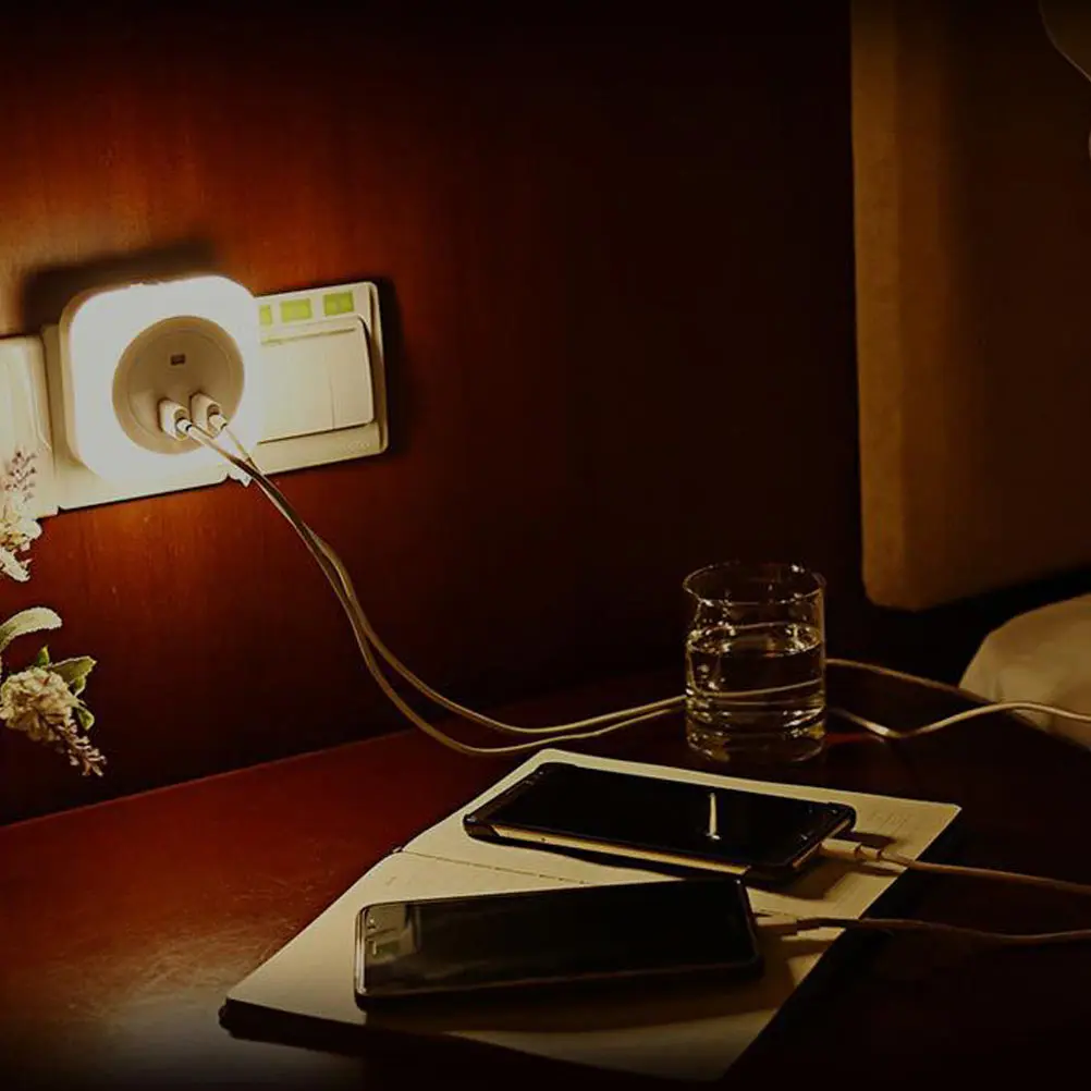 

Dual USB Night Light Night Lamp Sensing Plug LED Lamp for Bedroom Bedside Kids Room Practical Home Use