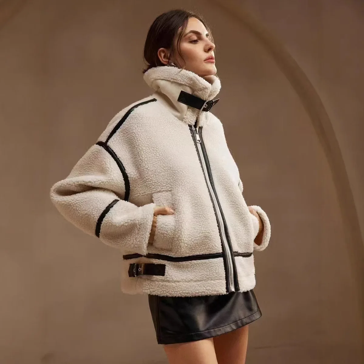 Women Fashion Winter Warm Outwear Faux Fur Color Block Loose Stand Collar Plush Coats 2026 Autumn Retro Motorcycle Jacket