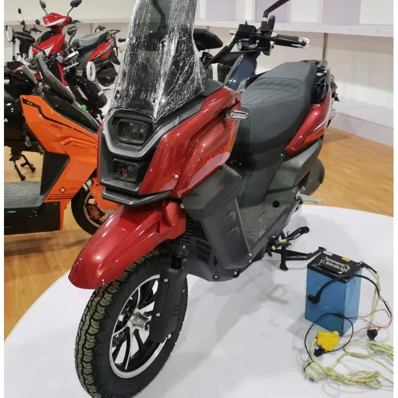 Sport Motorcycle Two Wheel Scooter Adult Factory Direct Price Hot Selling 1200W Motor Moped 150kg Load