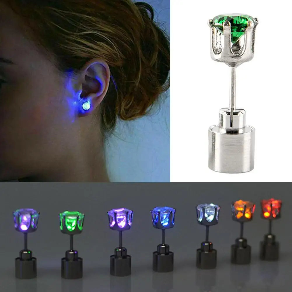 Light Up LED Bling Ear Stud Earrings Korean of Flash Zircon Ear Earrings Accessories for Party Women Christmas Earrings ﻿
