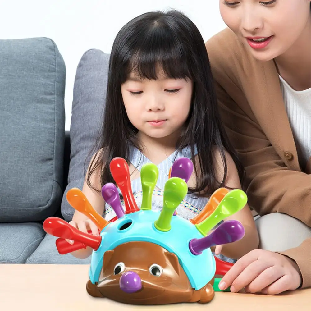 Giocattoli Ordinamento dei colori e giocattolo per l'apprendimento delle abilità motorie fini, puzzle con pannello forato a forma di riccio per l'educazione precoce dei più piccoli A4S3