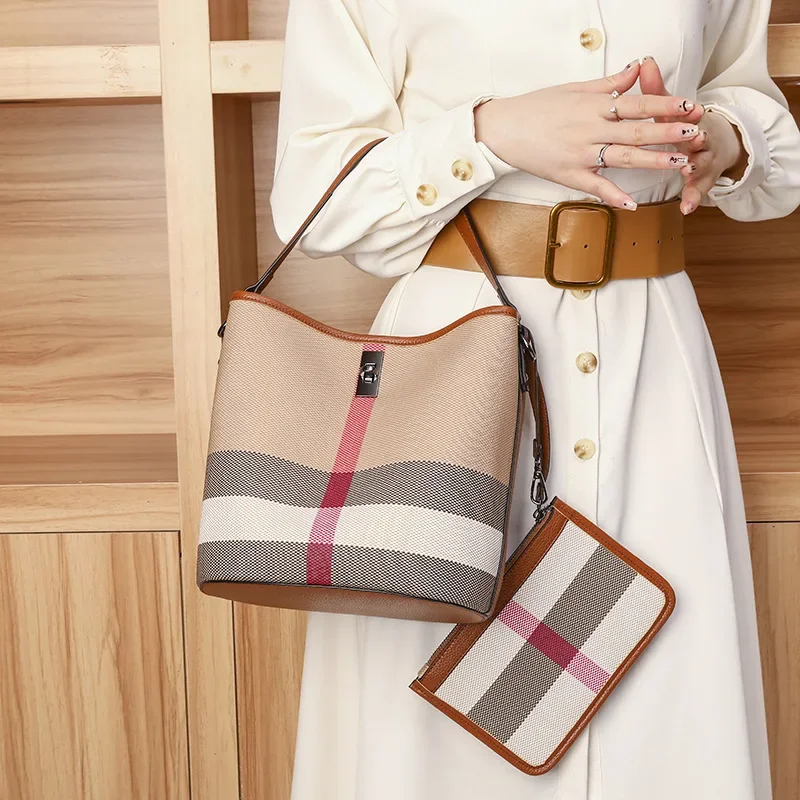 sac-a-langer-vintage-minimaliste-de-luxe-pour-femmes-elegant-en-cuir-grande-capacite-sac-bandouliere-tendance-et-style