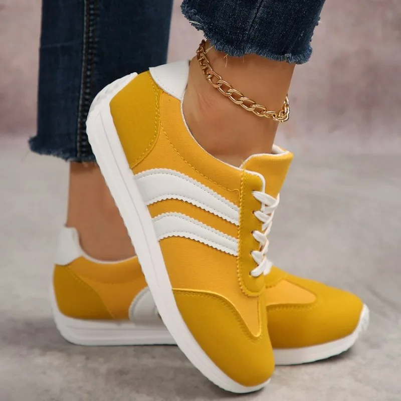 Leichte, bequeme Damen-Schnürschuhe in Weiß, Sneaker für den Alltag, Outdoor-Mode, passend zu allem, weiße Schuhe – Detail 3