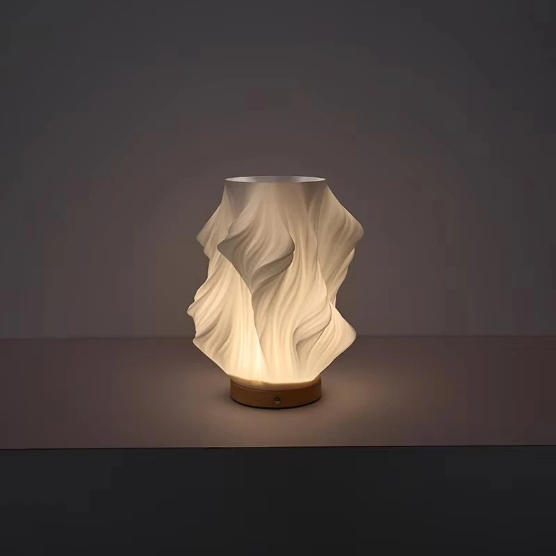 The new model is modern and simple, and the light bedroom bedside is fashionable.