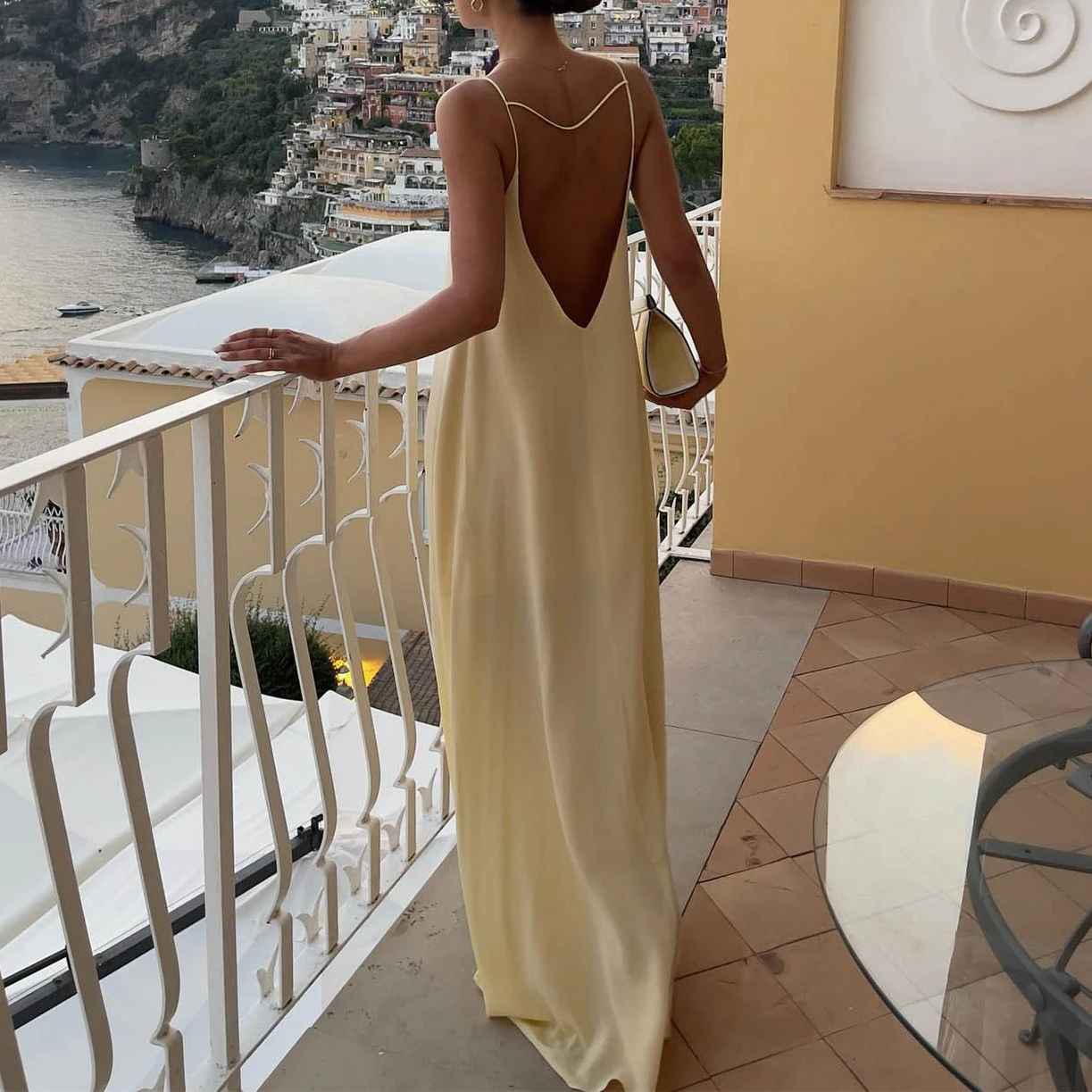 Zomer Sexy Backless Mouwloze Slip Maxi Jurk Vrouwen Satijn Uitgesneden Club Feest Lange Jurken Strand Elegante Outfits 2024