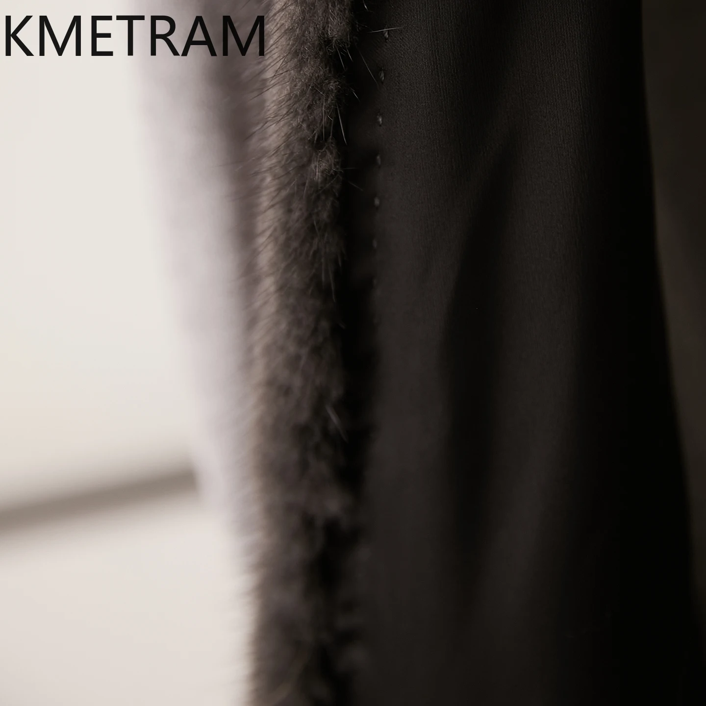 KMETRAM 100% Futro z Norek Kamizelka z Dekoltem w Serek, Dopasowana w Talii, Prawdziwe Futro, Płaszcz Zimowy 2025 Szary Krótki Bezrękawnik Damski Nowa Kurtka шуба