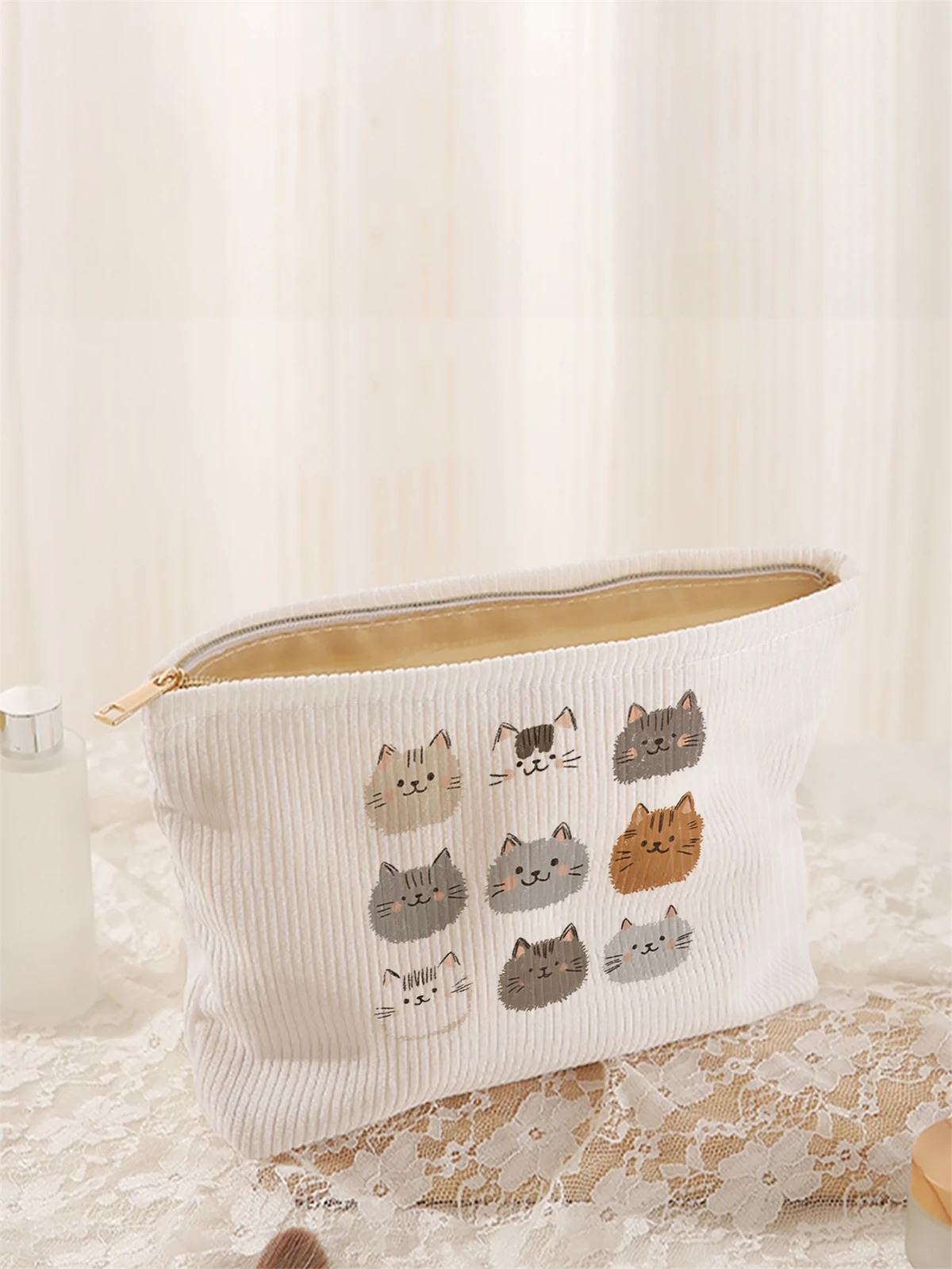 قطعة واحدة من حقيبة مكياج سروال قصير مطبوعة بنمط قطة، صندوق تخزين مكياج بسحاب خفيف الوزن، حقيبة متعددة الوظائف مع بطانة #4