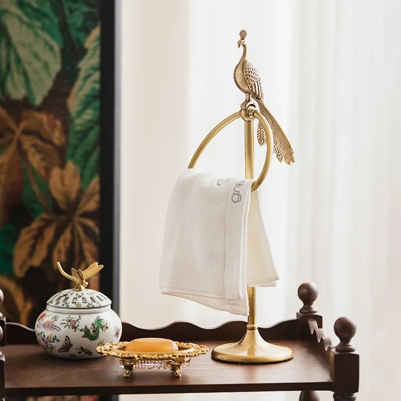 Retro light luxury brass peacock towel ring toilet bathroom vertical towel rack storage rack bathroom supplies